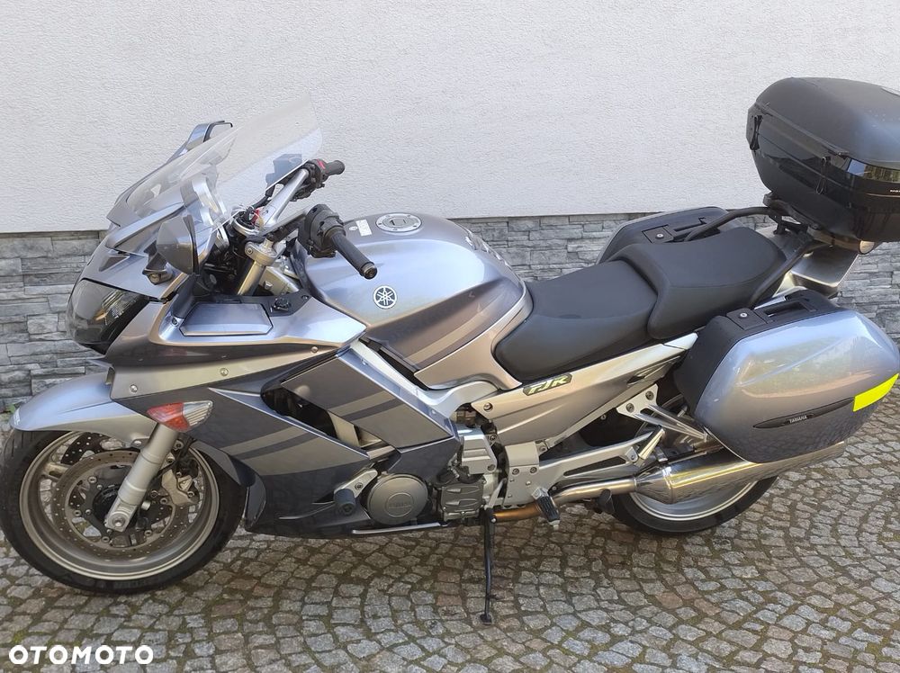 Yamaha FJR - 24