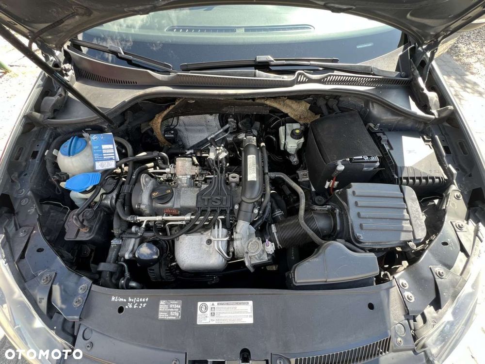 Volkswagen Golf - 9