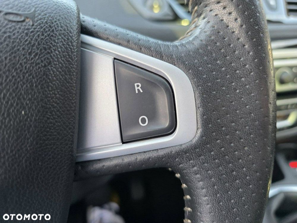 Renault Scenic 1.4 16V TCE Bose Edition - 14