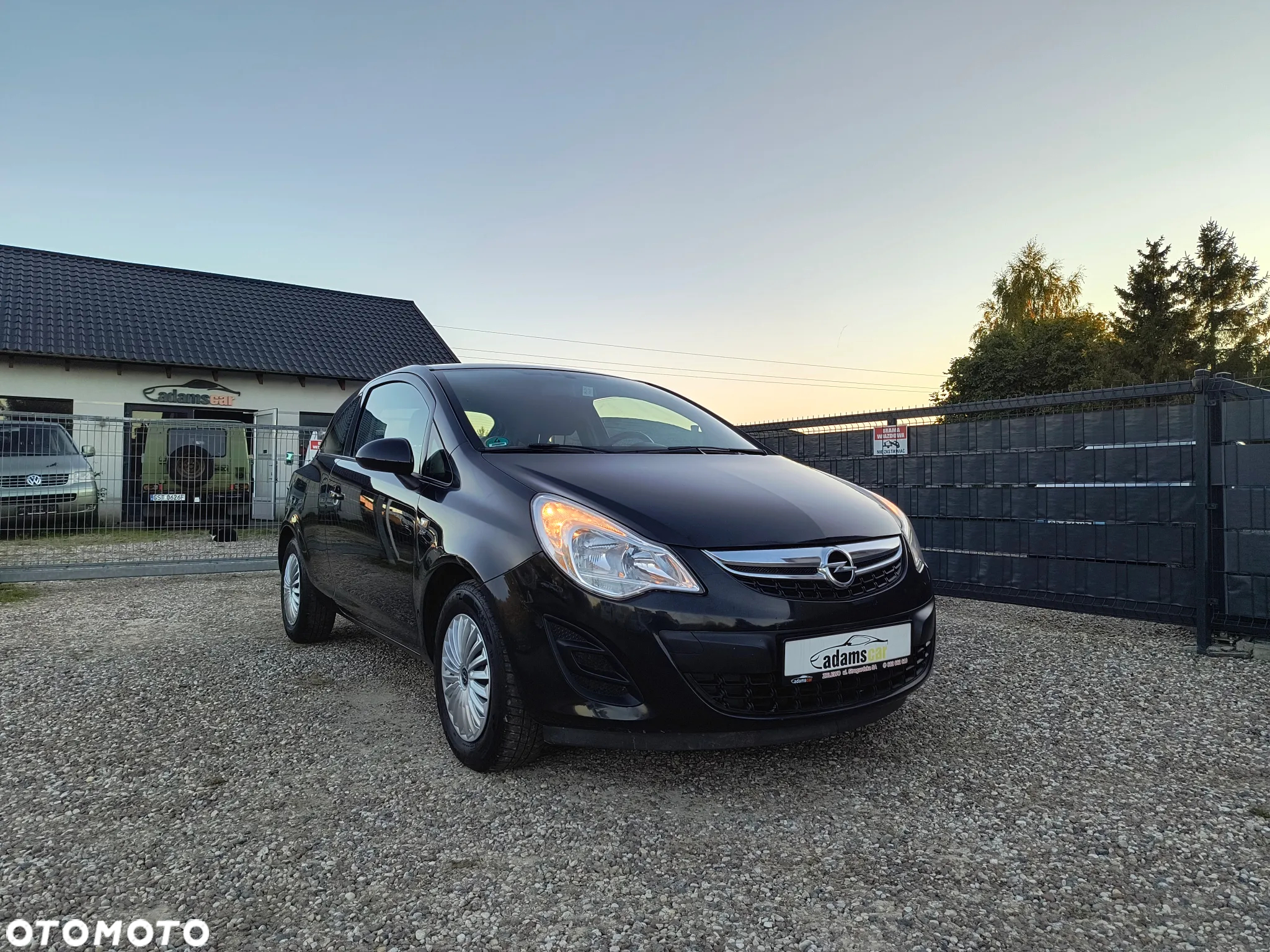 Opel Corsa 1.2 16V Edition - 2
