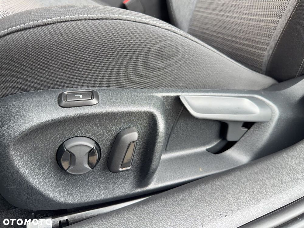 Skoda Superb 1.5 TSI mHEV Selection DSG - 15