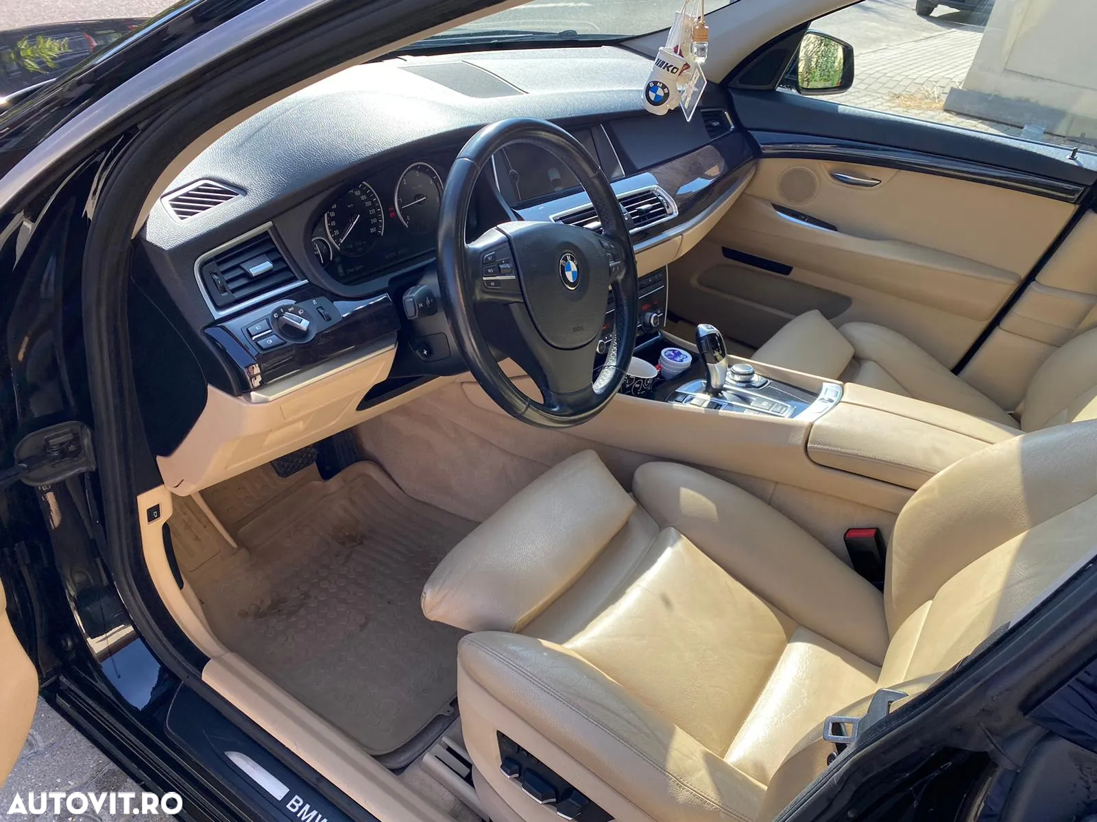 BMW Seria 5 530d xDrive Touring - 5
