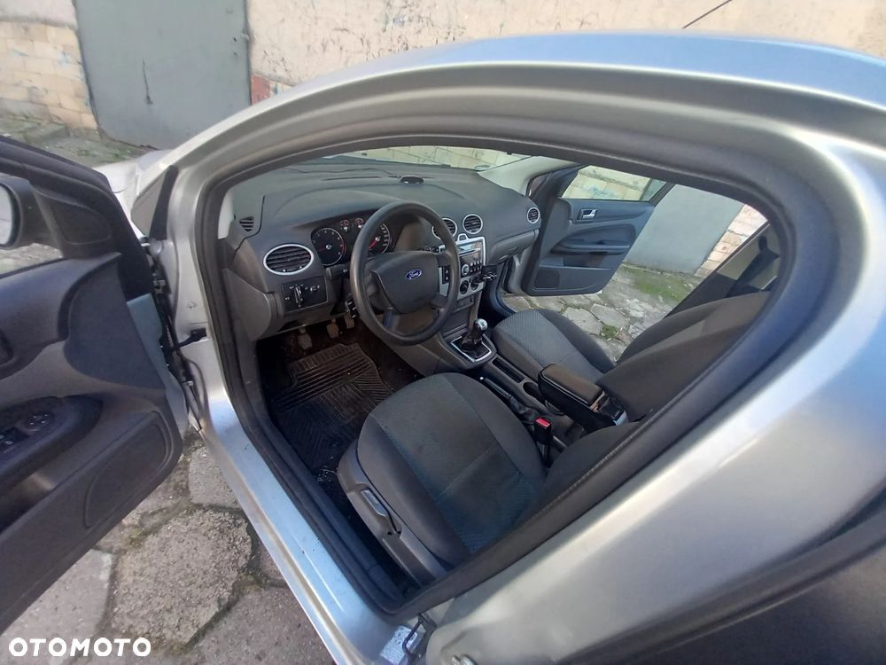 Ford Focus 1.6 Gold X - 16