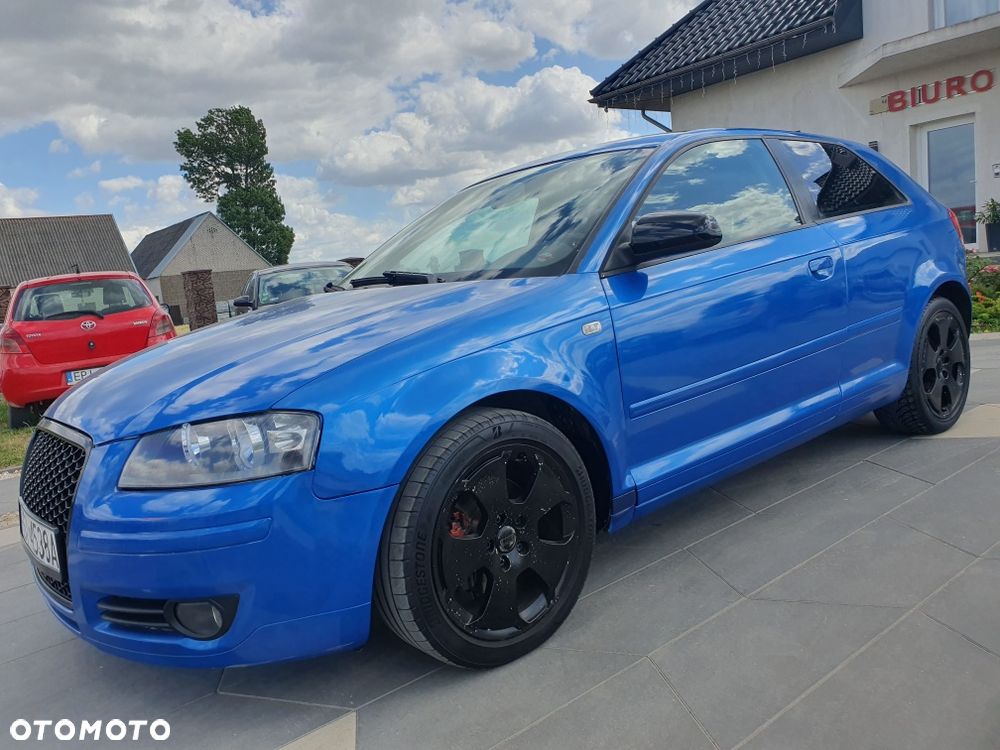 Audi A3 Sportback - 1