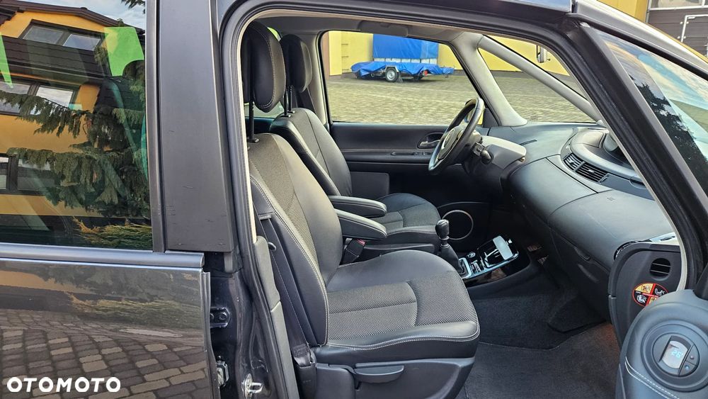 Renault Grand Espace 2.0 dCi 150 FAP Celsium - 19