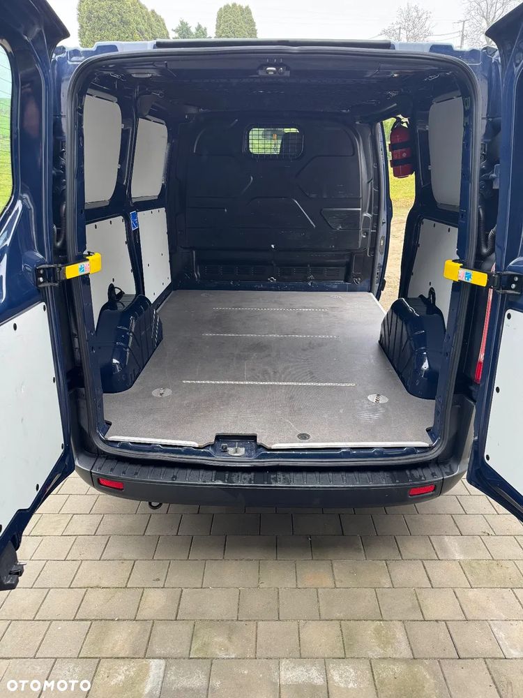 Ford Transit Custom - 13