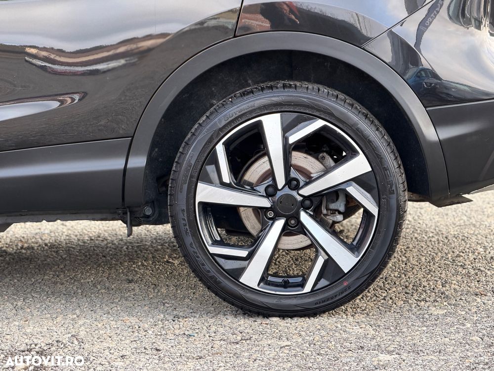 Nissan Qashqai 1.6 DCI Xtronic TEKNA+ - 21