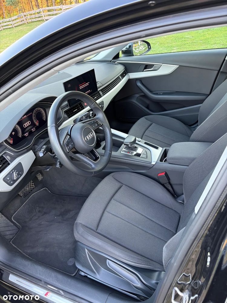 Audi A4 Limousine 35 TFSI mHEV S Line S tronic - 20