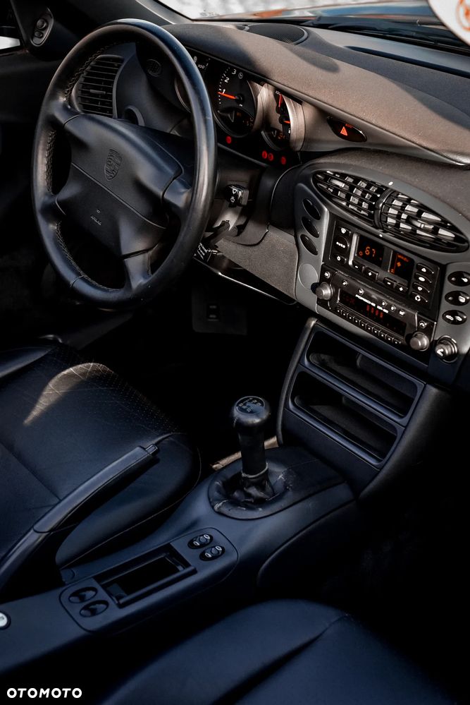 Porsche Boxster - 15