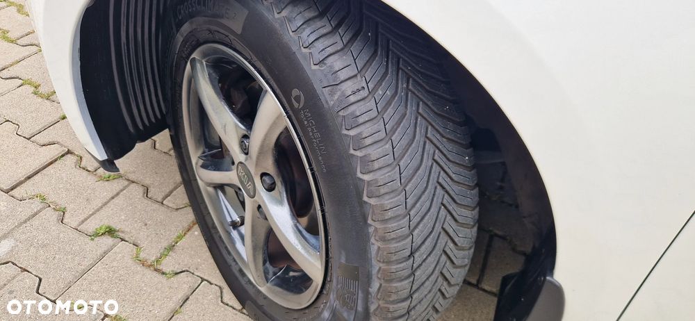 Kia Ceed 1.6 GDI L Business Line - 27