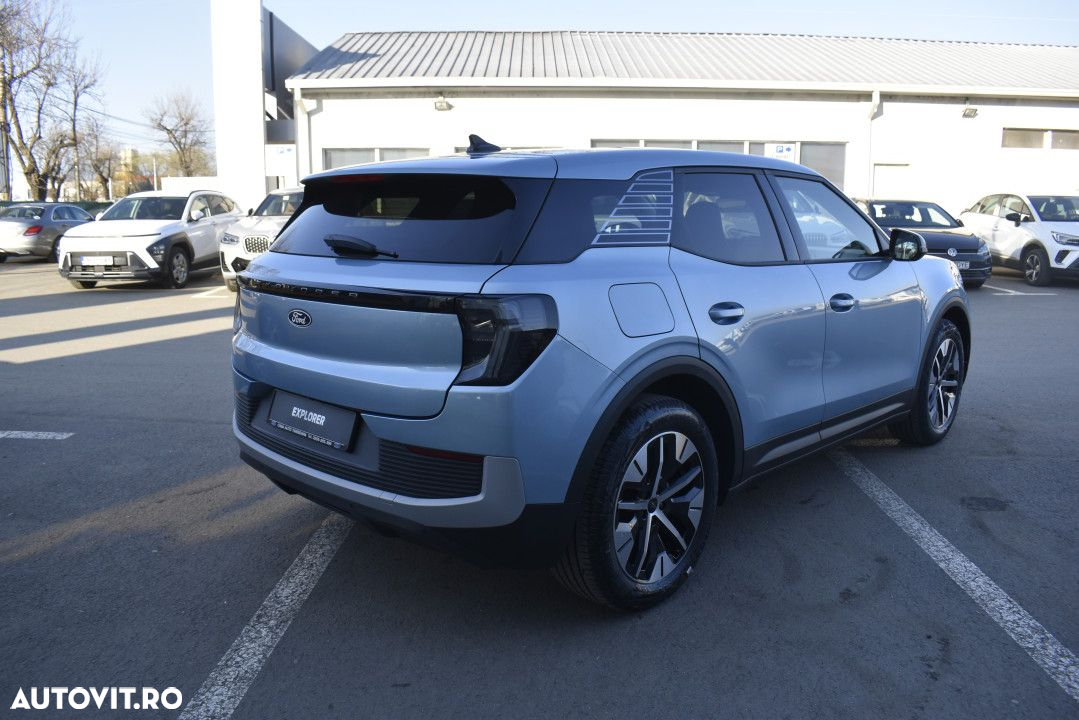 Ford Explorer - 6