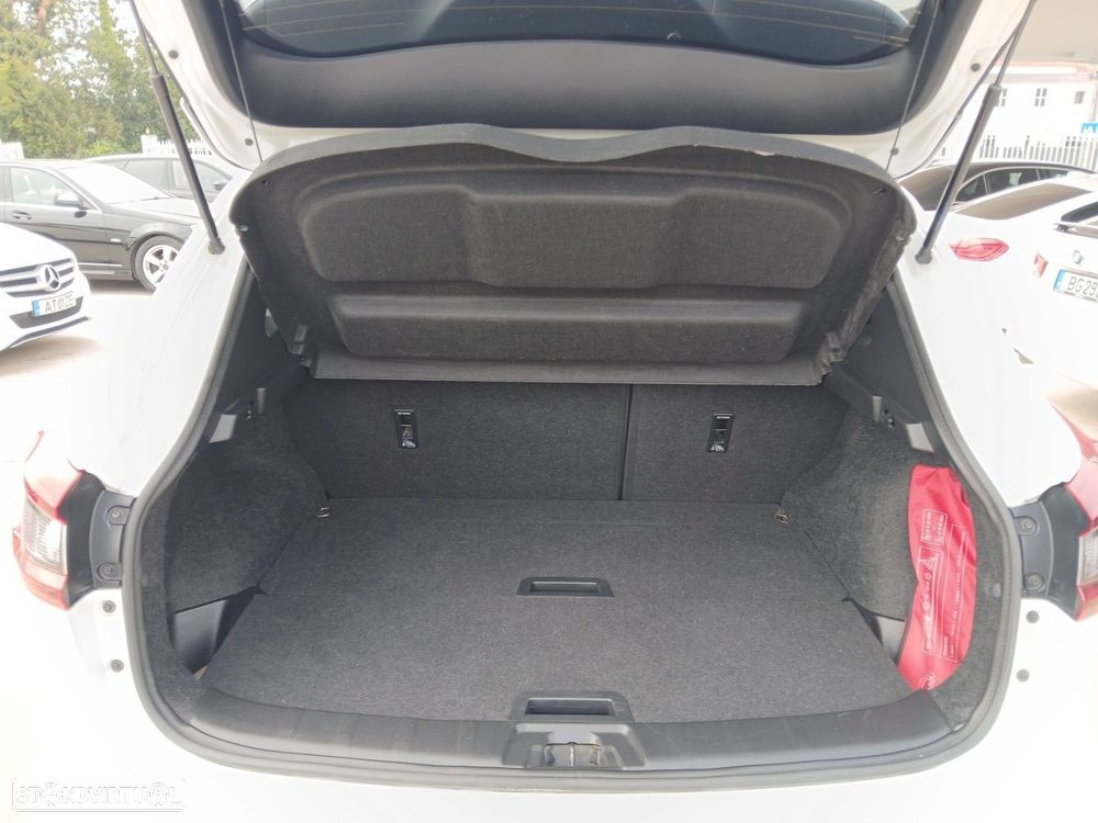 Nissan Qashqai 1.5 dCi N-Connecta - 11