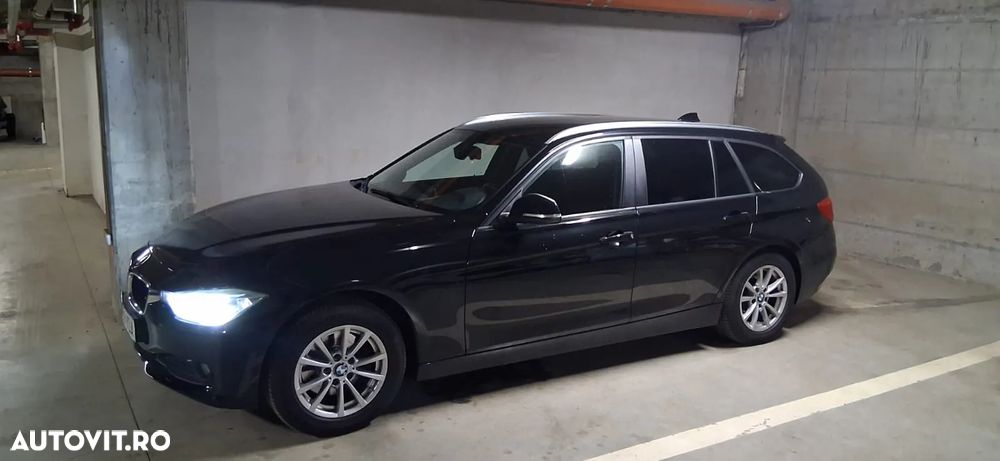 BMW Seria 3 320d Touring xDrive Aut. - 17
