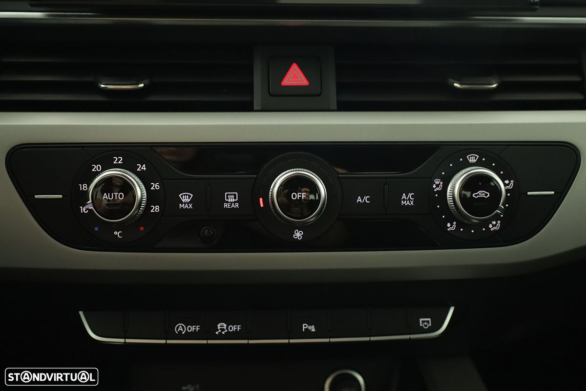 Audi A4 Avant 30 TDI S tronic - 12