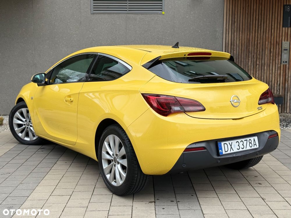 Opel Astra - 4