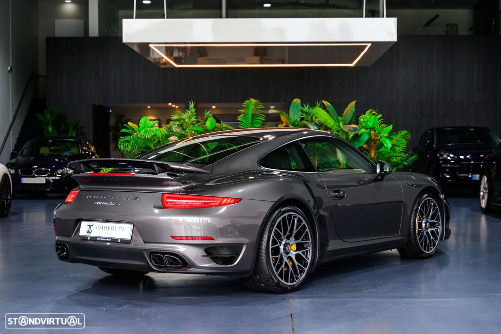 Porsche 911 (991) Turbo S PDK - 13