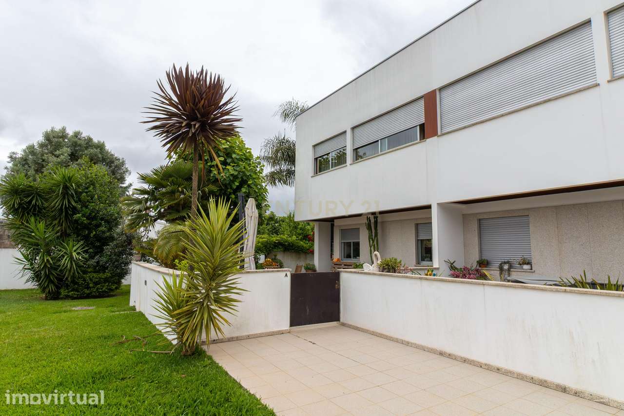 Luxuosa Moradia T3 em  Freixo , Ponte de Lima - Grande imagem: 2/55