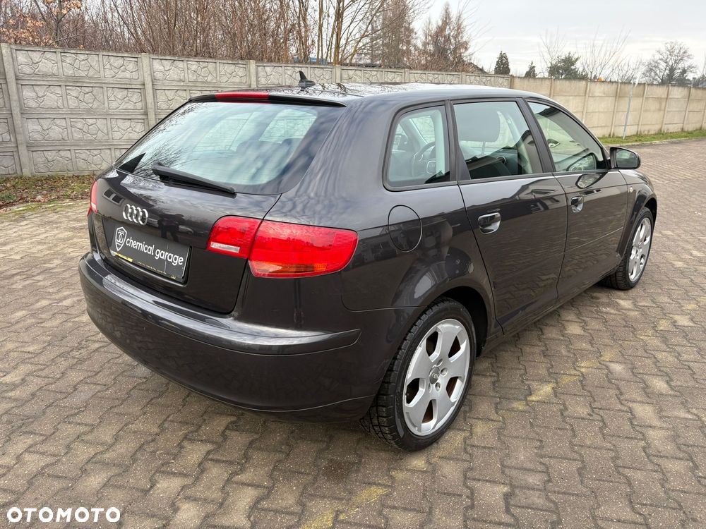 Audi A3 Sportback 1.6 Attraction - 12