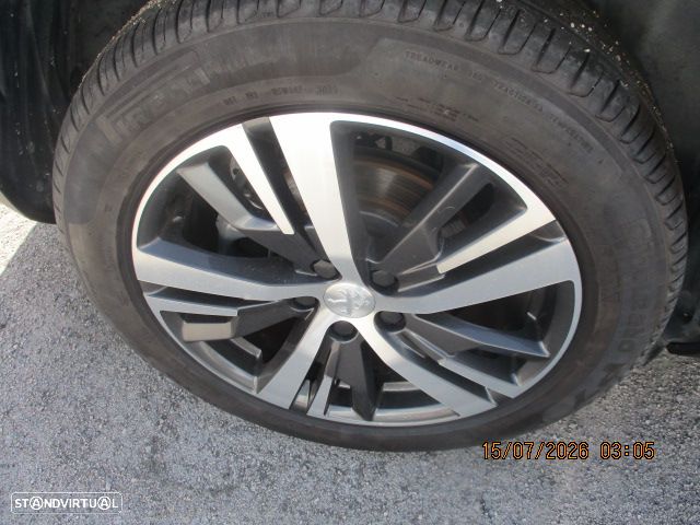 Peugeot 3008 1.5 BlueHDi Active Pack — fotografia 10