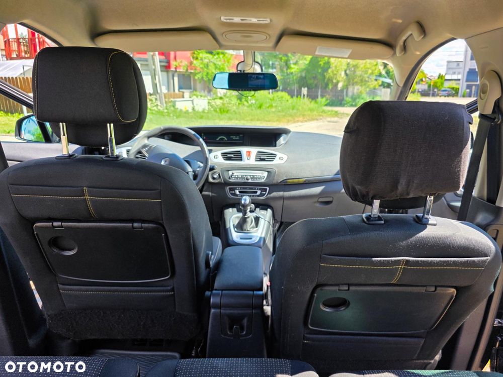 Renault Scenic - 18