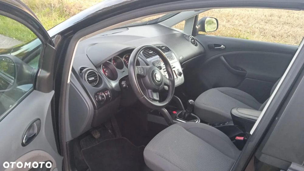Seat Altea XL 1.6 Stylance - 11
