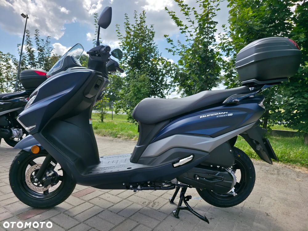 Suzuki Burgman - 10