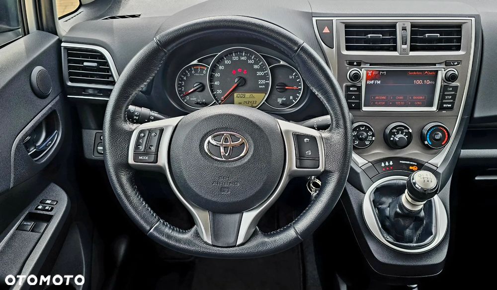 Toyota Verso S - 23