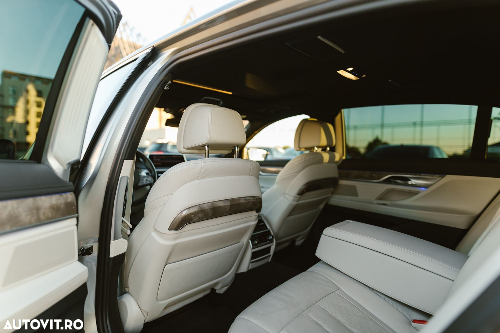 BMW Seria 7 - 24