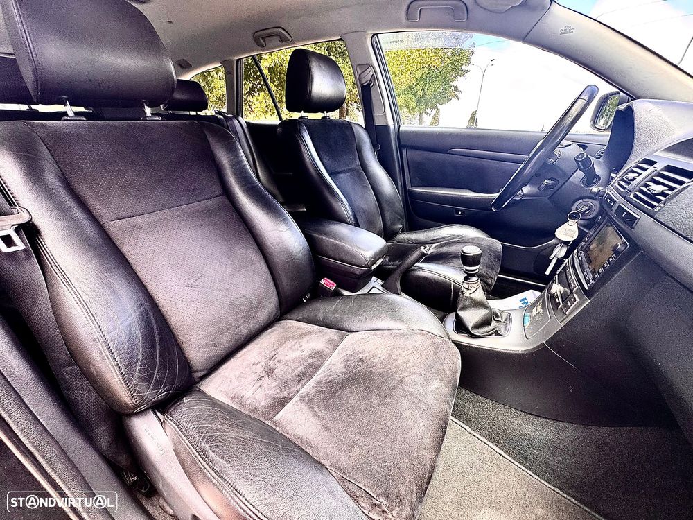 Toyota Avensis SW 2.2 D-CAT Sol+GPS - 7