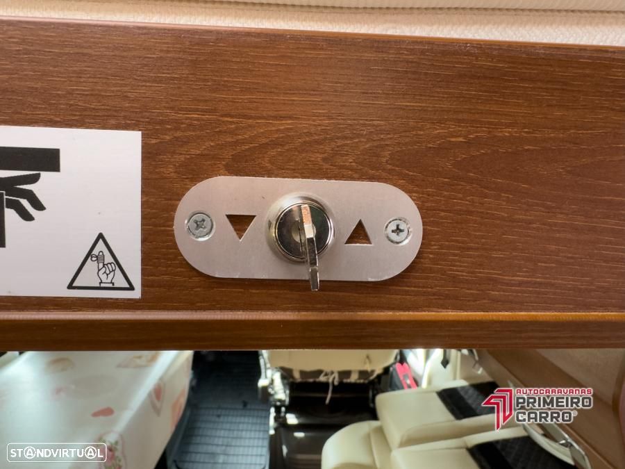 Rapido Serie 6F 696 FF Premium c.central e basculante - 49