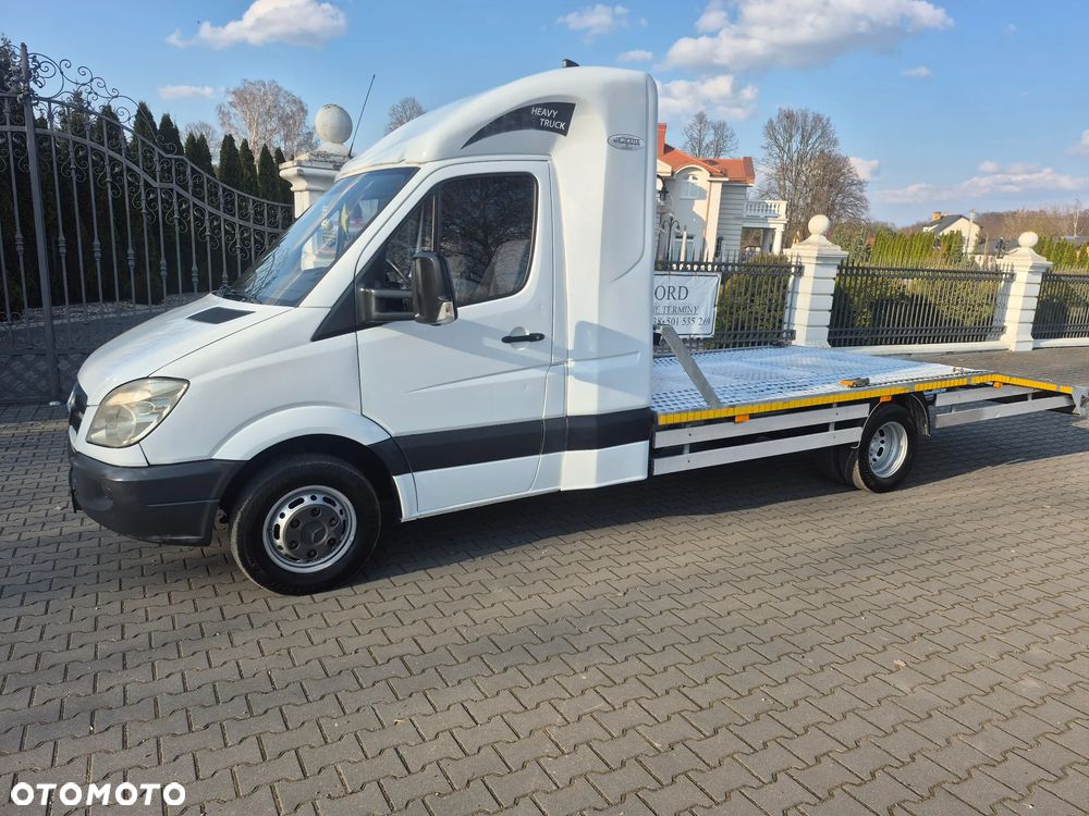 Mercedes-Benz Sprinter - 21