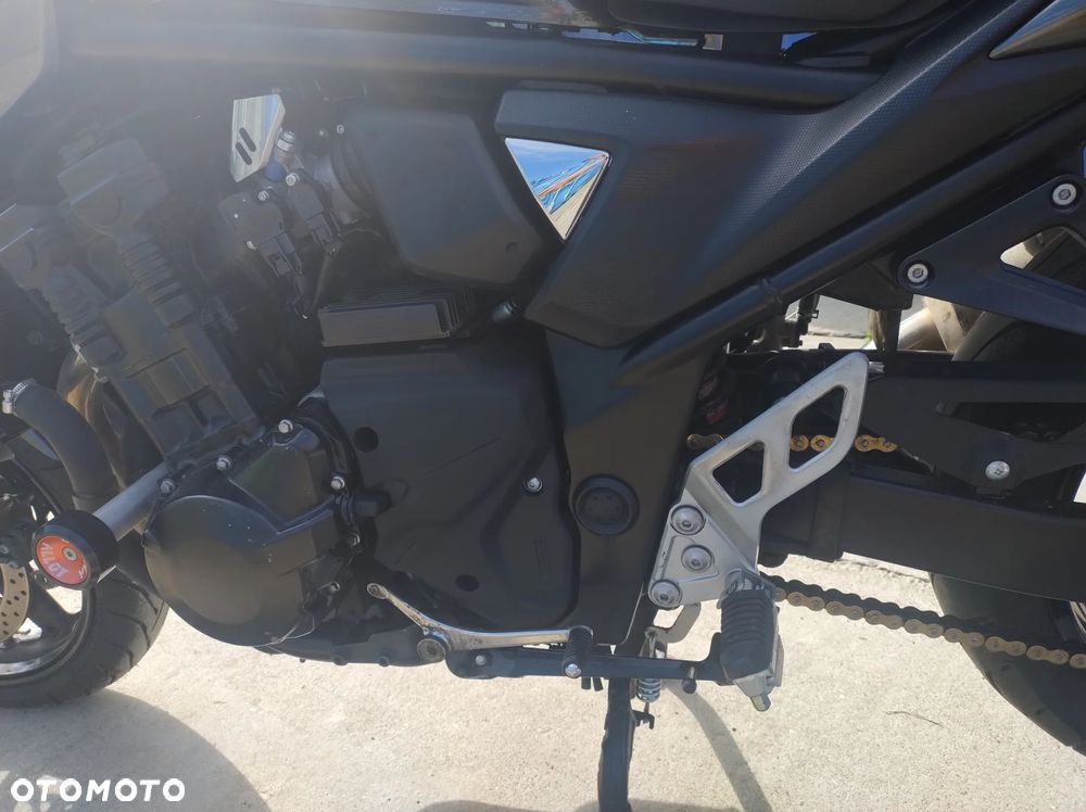 Suzuki Bandit - 10