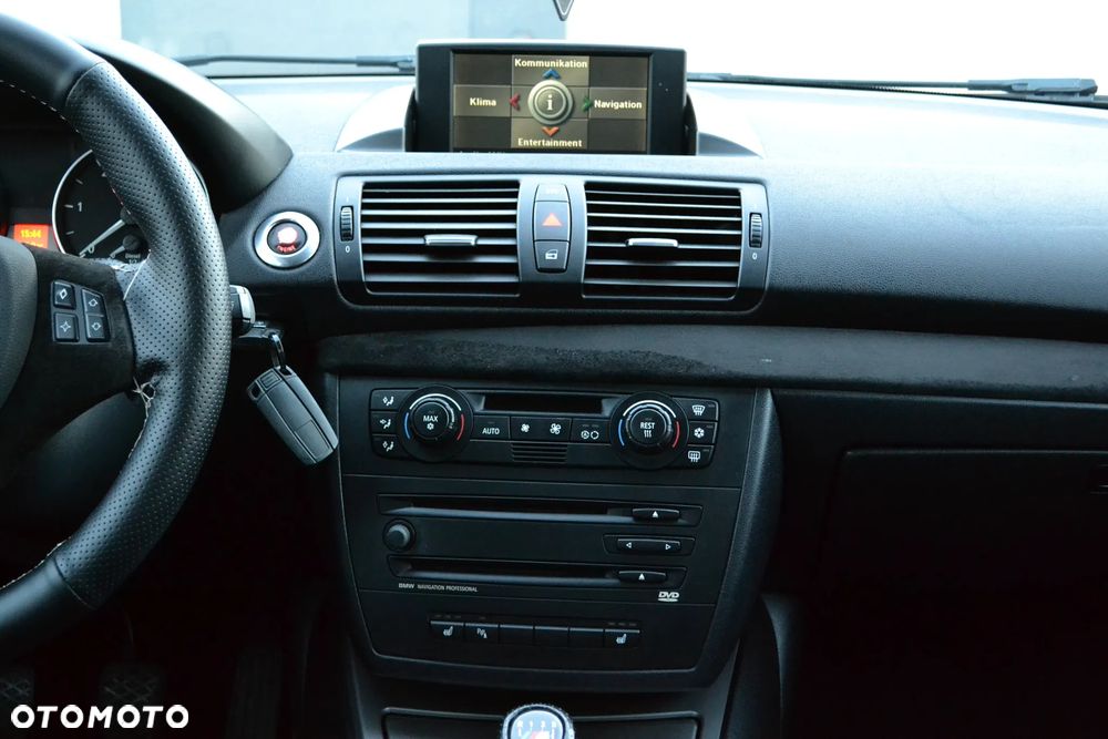 BMW Seria 1 120d DPF - 10