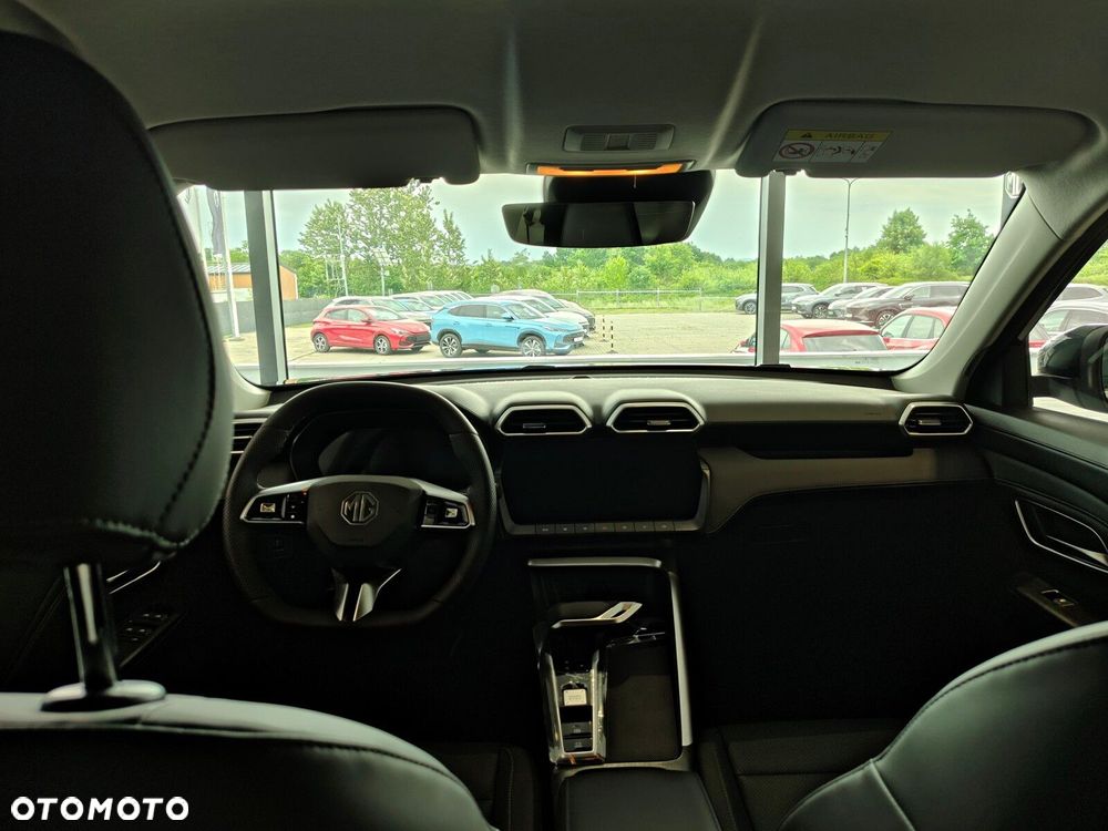 MG ZS Hybrid+ - 20