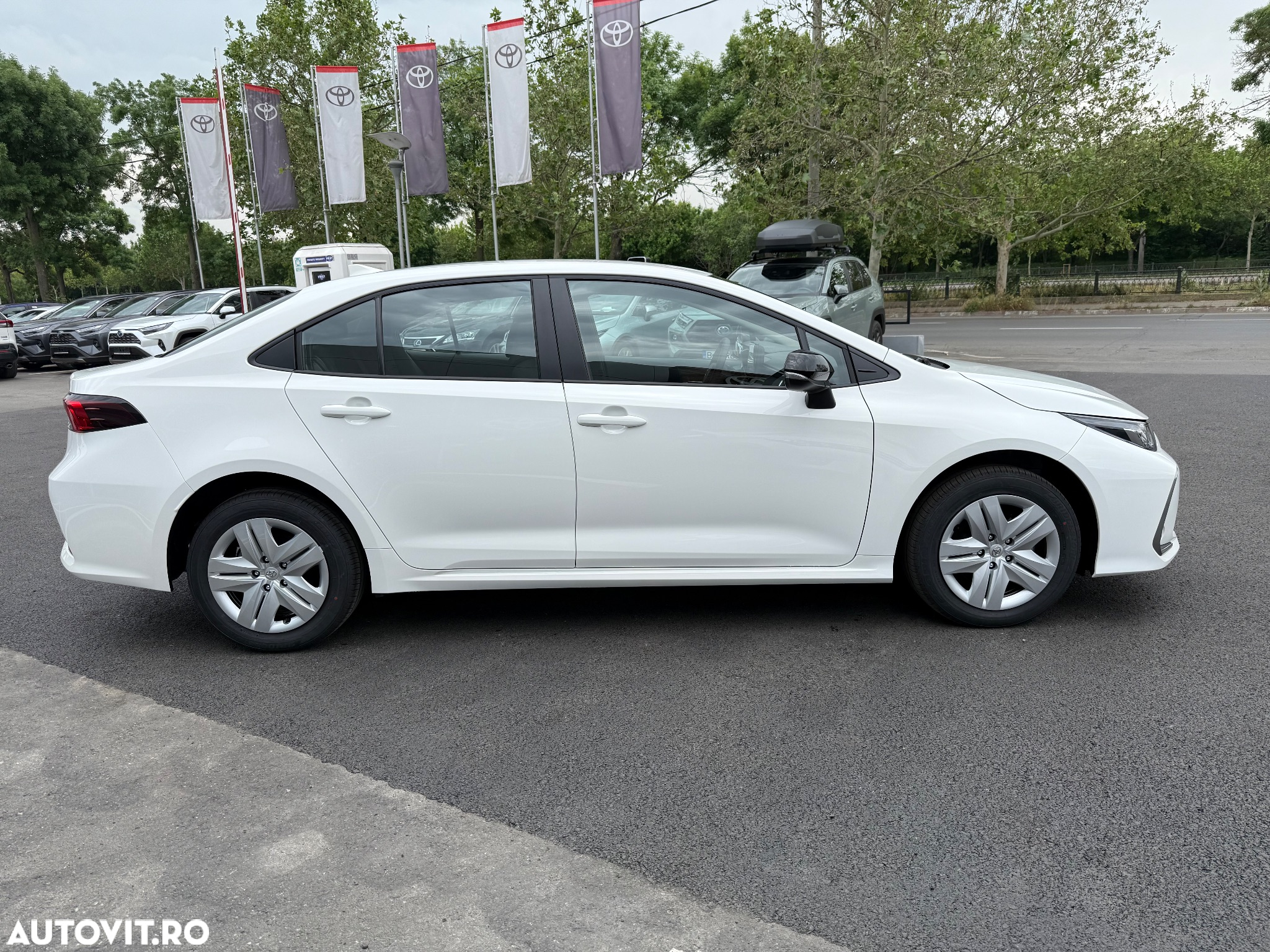 Toyota Corolla Sedan 1.8 HEV Eco - 7