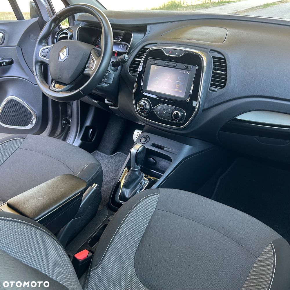 Renault Captur - 19