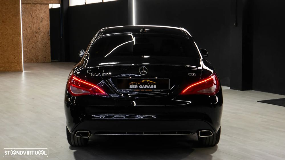 Mercedes-Benz CLA 200 - 2