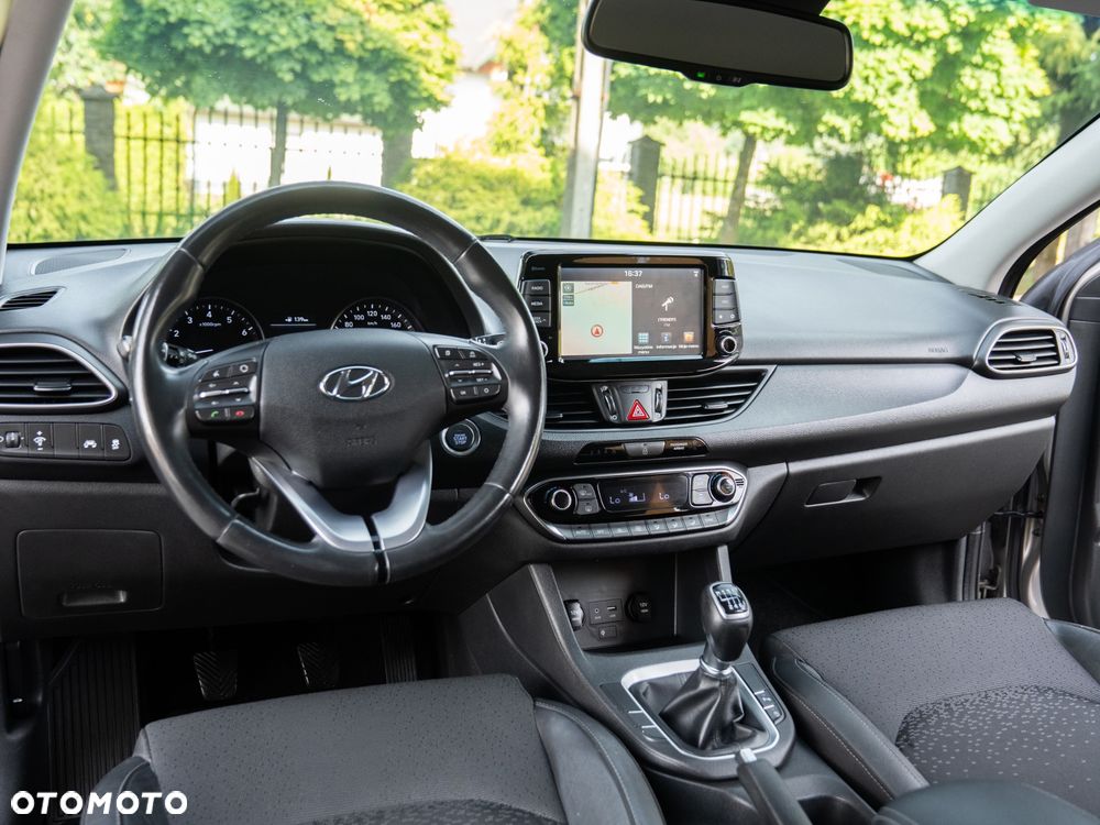 Hyundai i30 1.4 T-GDI Premium - 28