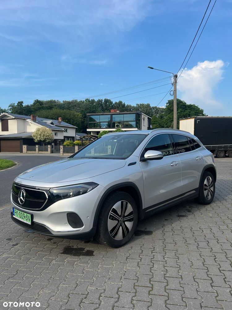 Mercedes-Benz EQA 250 66.5kWh Electric Art - 2