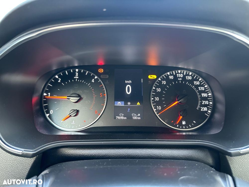 Renault Megane Blue dCi 116 Zen - 12