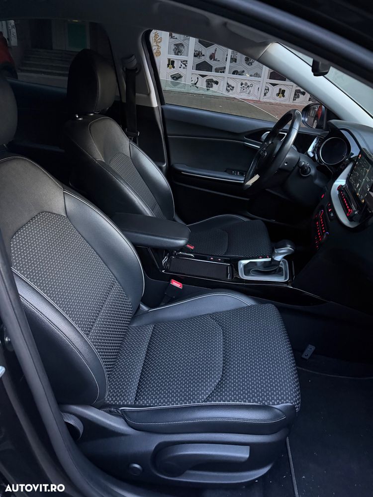 Kia XCeed 1.6 GDI 6DCT PHEV Vision - 5