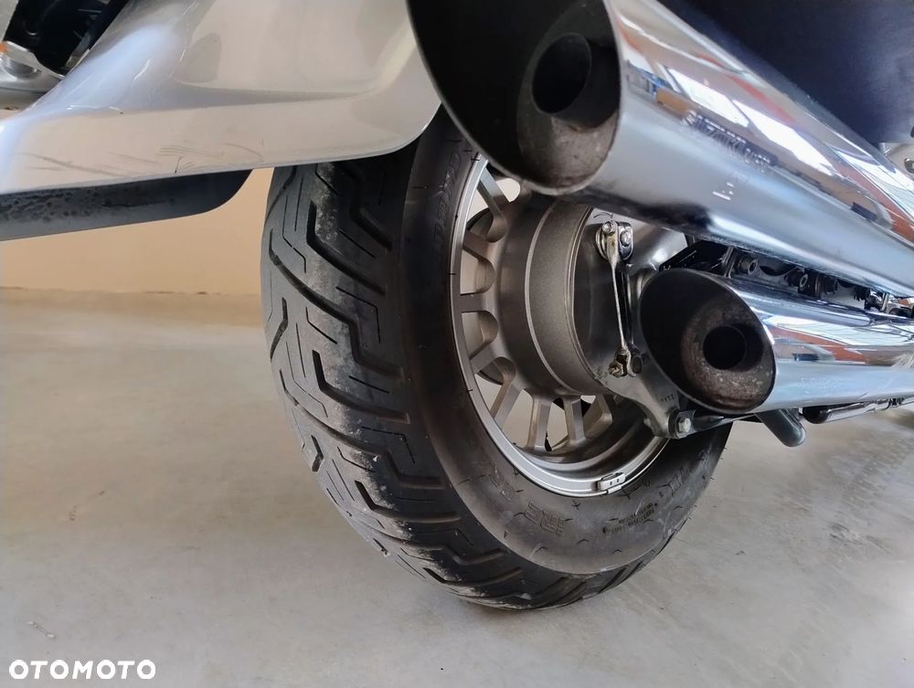 Suzuki VL 800 Volusia - 39