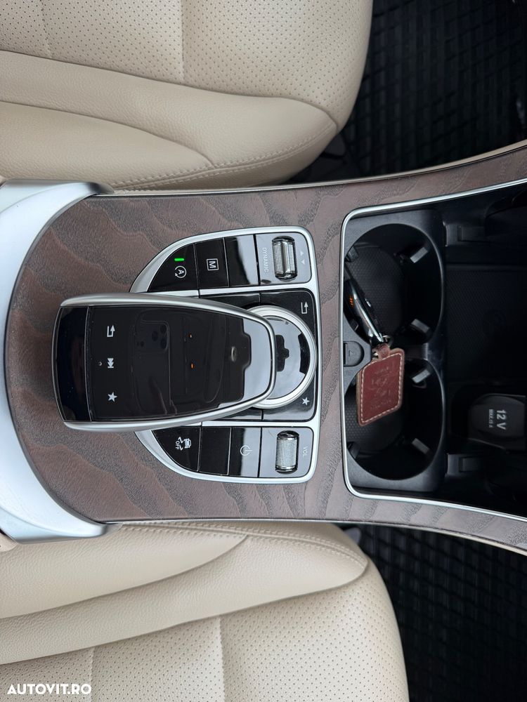 Mercedes-Benz GLC - 19