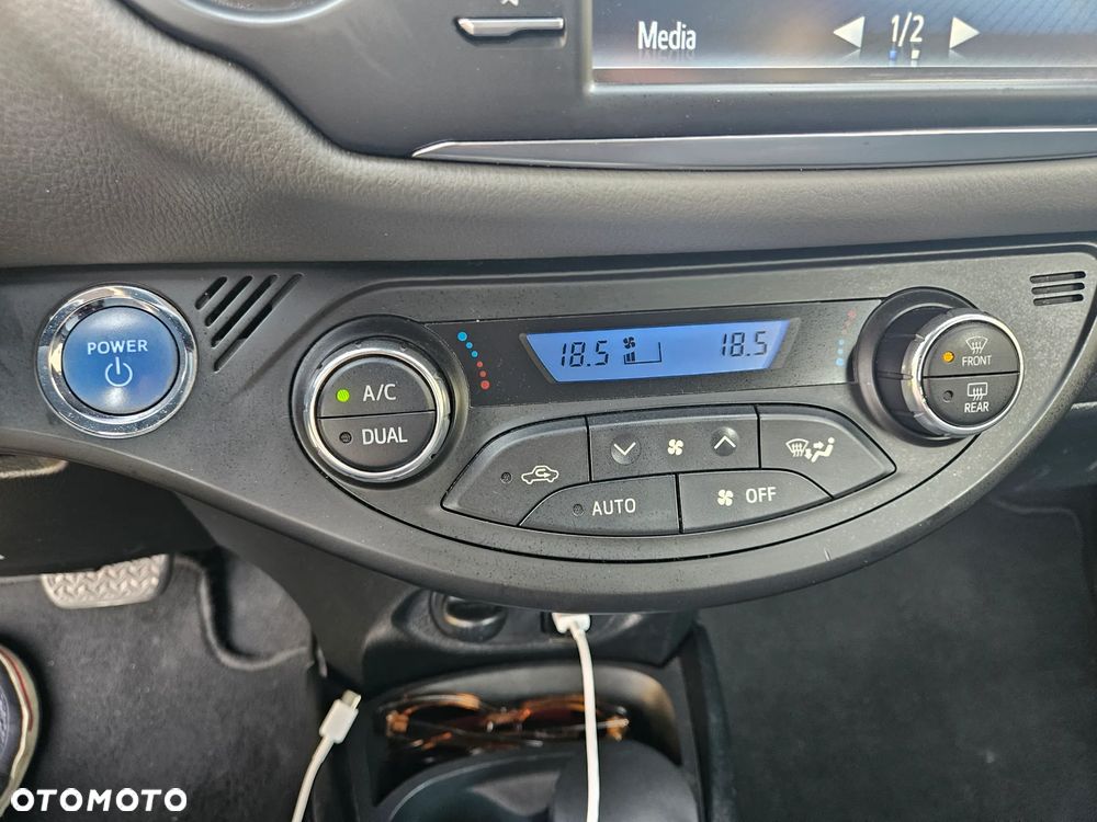 Toyota Yaris Hybrid 1.5 VVT-i Club - 27