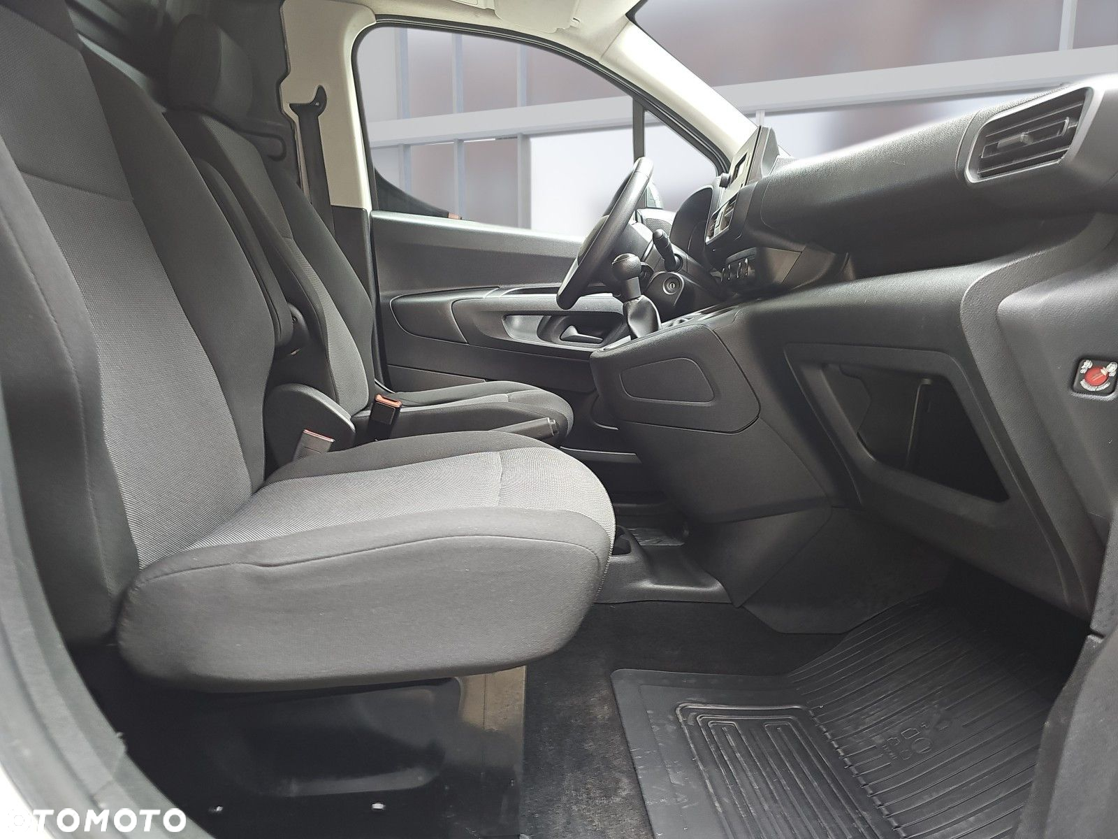 Toyota ProAce 2.3T 1.5 D-4D 75KM std Furgon Active - 17