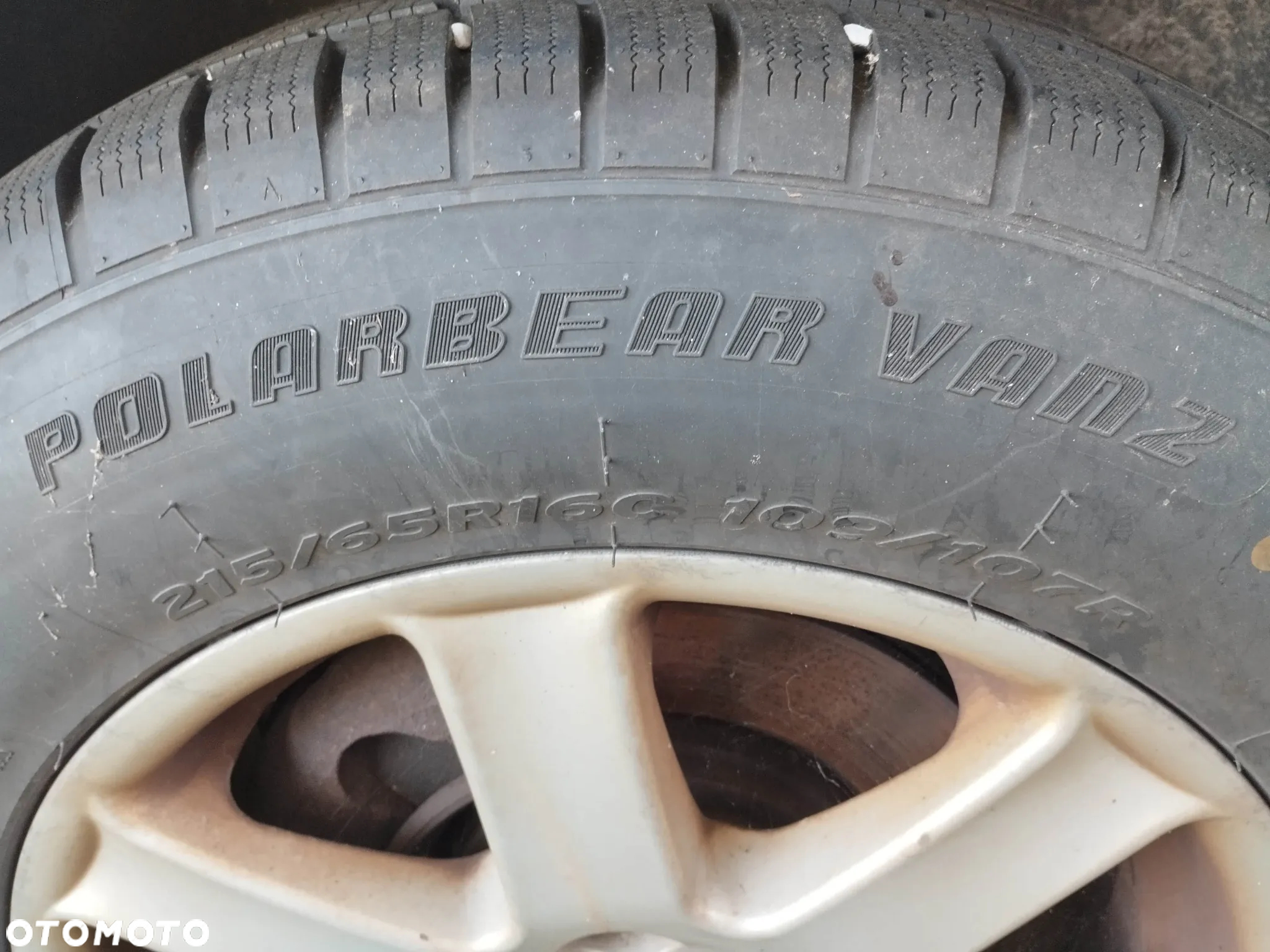 Volkswagen Multivan - 15