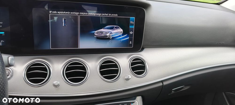 Mercedes-Benz Klasa E 220 d 9G-TRONIC - 20
