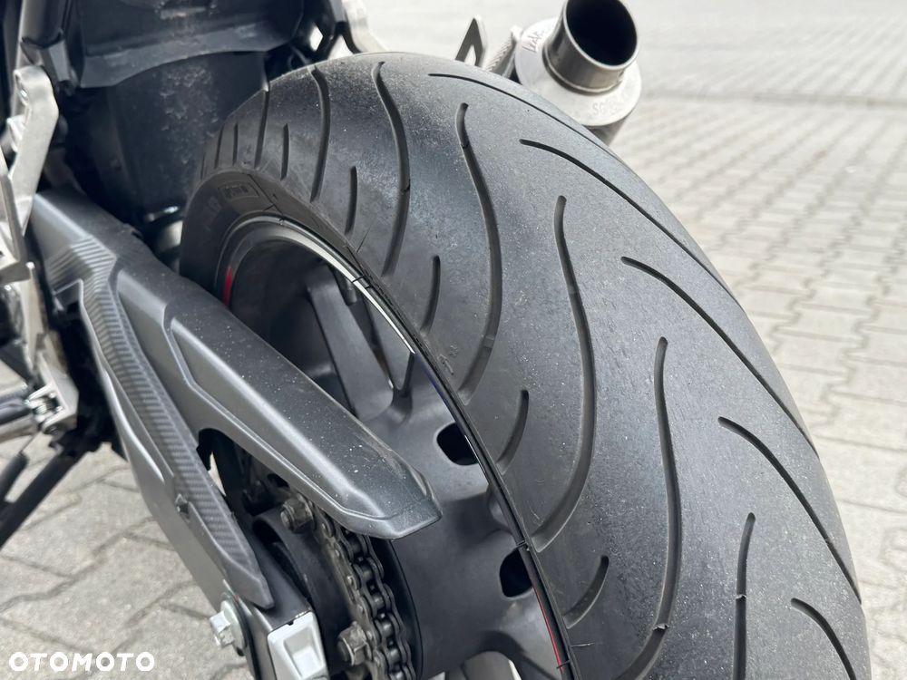 Honda CBR - 11