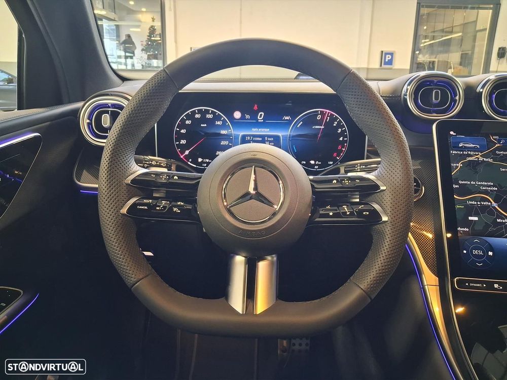 Mercedes-Benz GLC 300 - 21