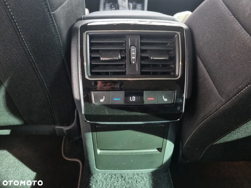 Skoda Superb 2.0 TSI Style DSG - 9